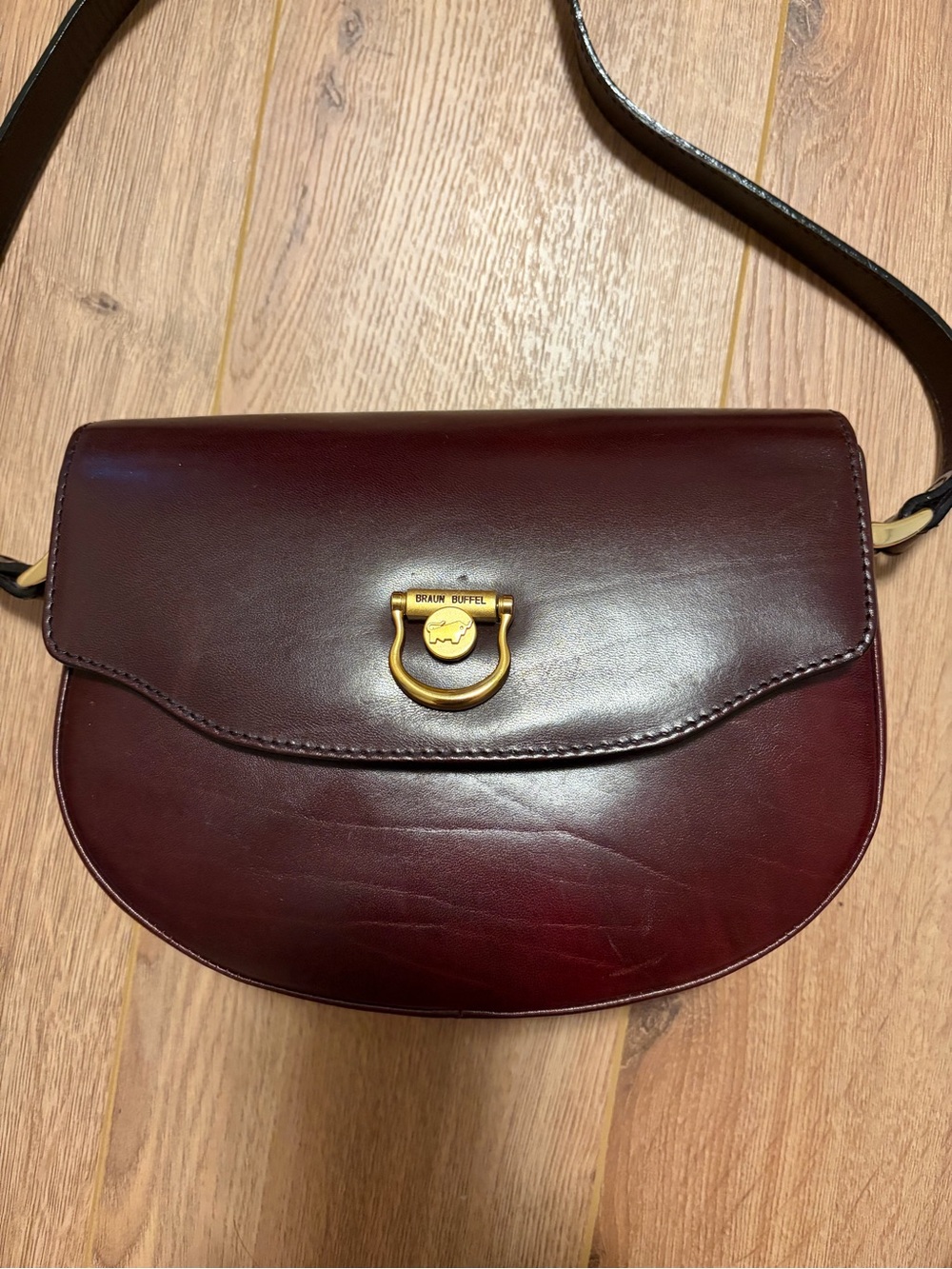 Braun Buffel Burgundy Leather Crossbody Bag with Gold Hardware